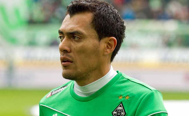 Juan Arango se queda en el Monchengladbach - arango