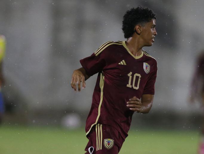 El increíble GOLAZO del venezolano Yerwin Sulbarán contra Brasil en el Sudamericano Sub-15 