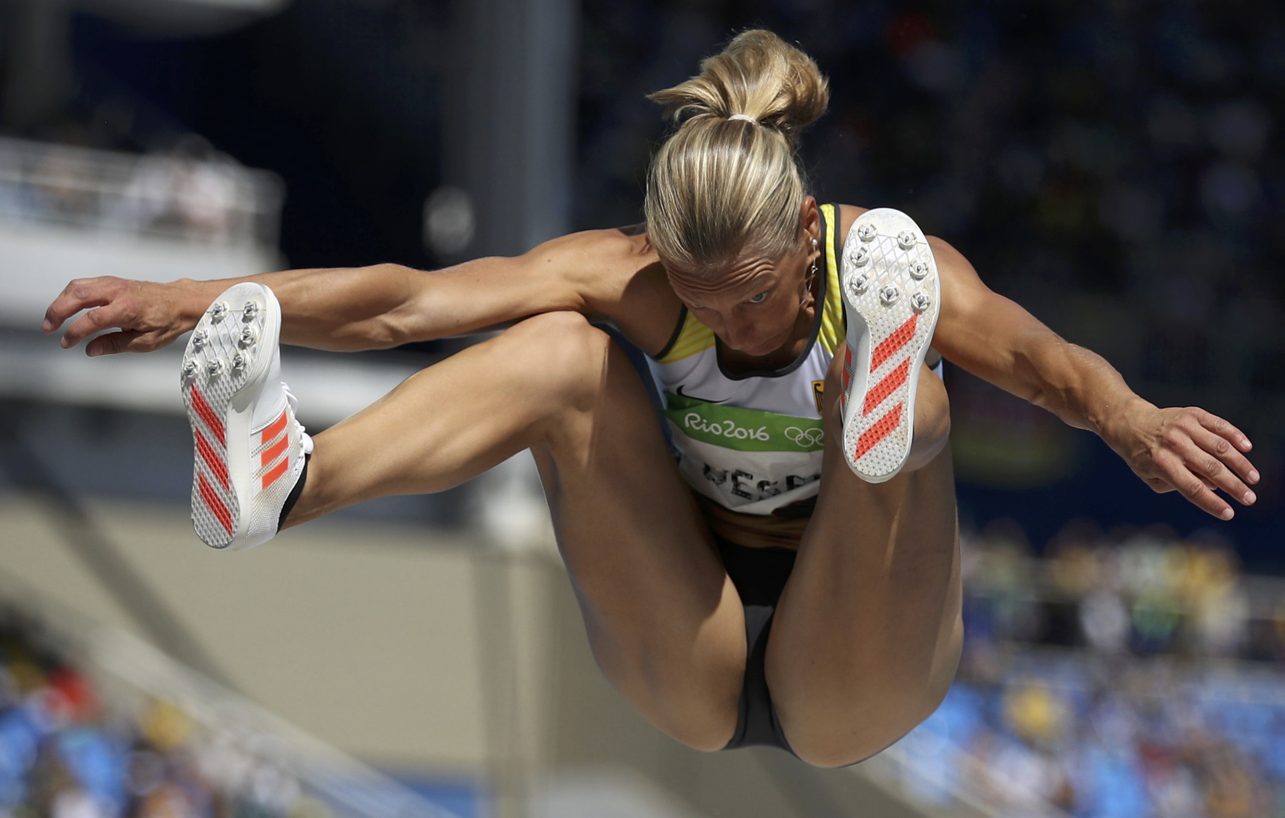 women long jump world record        <h3 class=