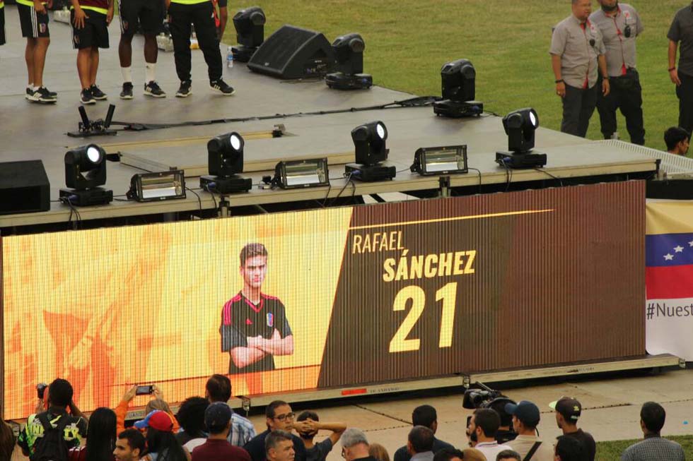 ¡Campeones en nuestros corazones! Las imágenes que no viste del recibimiento de la Vinotinto Sub 20. Foto: Eduardo Ríos / LaPatilla.com