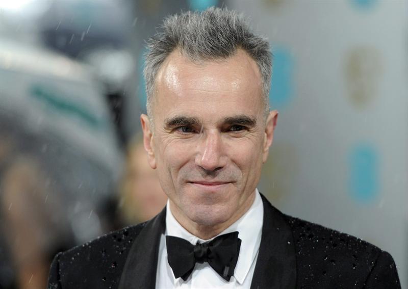 Daniel Day-Lewis recibe el Bafta por su actuación en “Lincoln”