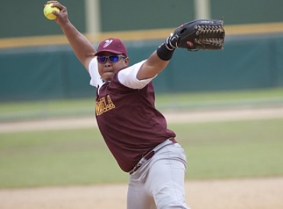 Venezuela logra cuarta victoria y asume liderato de grupo en Mundial de Softbol