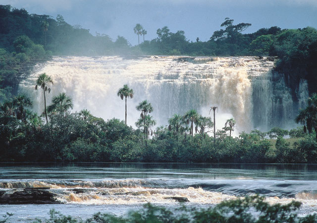 Rescatan cuerpo de turista iraní ahogado en Canaima