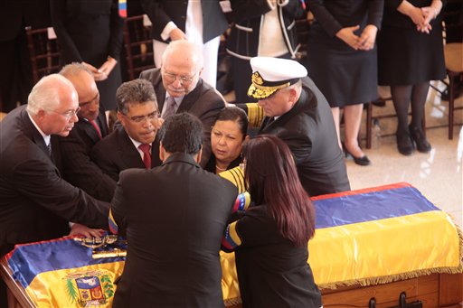 Rinden homenaje a Chávez tras una semana de su muerte