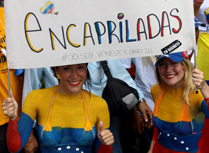 Ellas están “encapriladas” (FOTO)