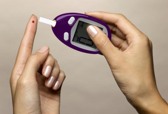 Estudio revela que la diabetes puede dañar los huesos