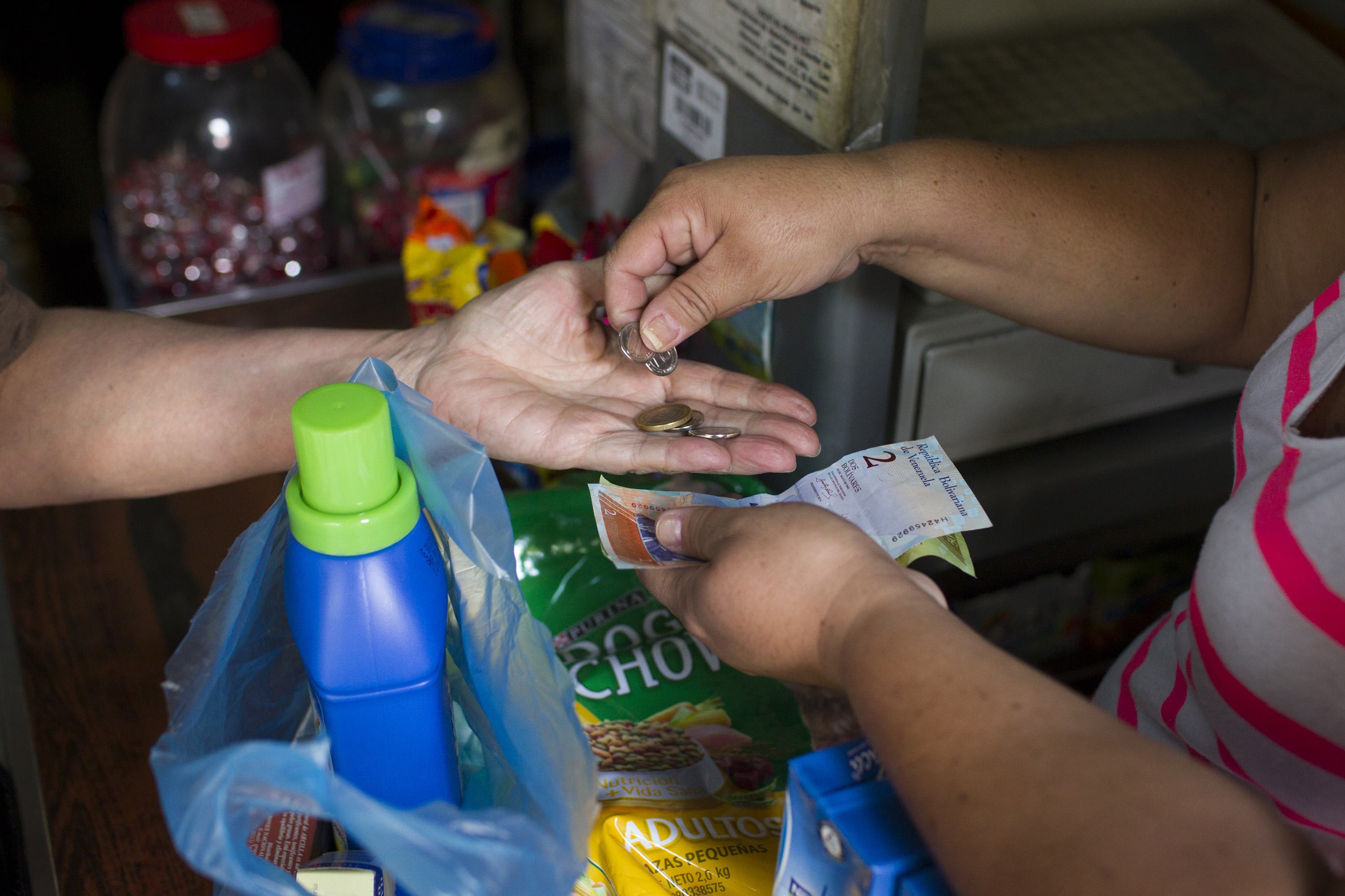 Inflación anualizada llegó a 61 por ciento