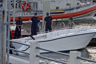 Cuatro muertos al hundirse bote en Miami con inmigrantes de Haití y Jamaica