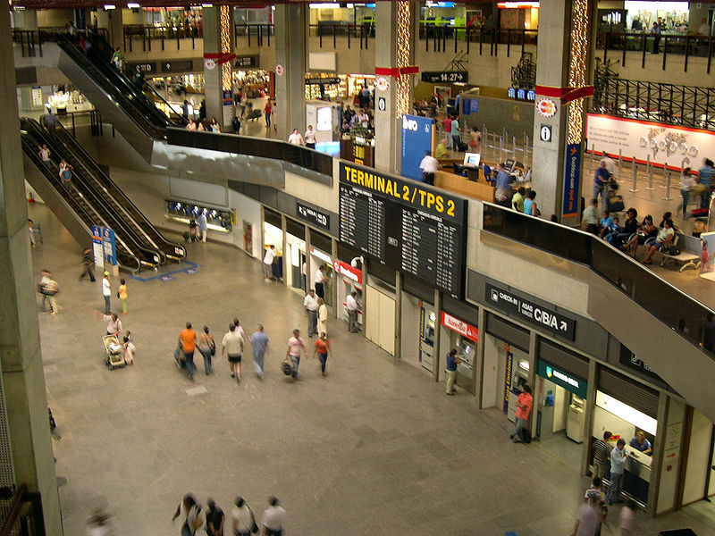 Aeropuertos brasileños se preparan para el Mundial