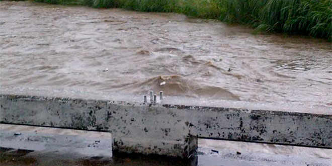 Aparece cadáver de joven arrastrado por las aguas del río Cabriales