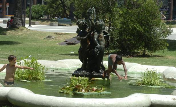 Pronostican sensaciones térmicas de 50 grados para fin de año en Uruguay