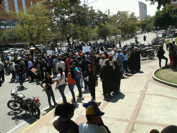 Abogados protestaron en Maracay (Fotos)