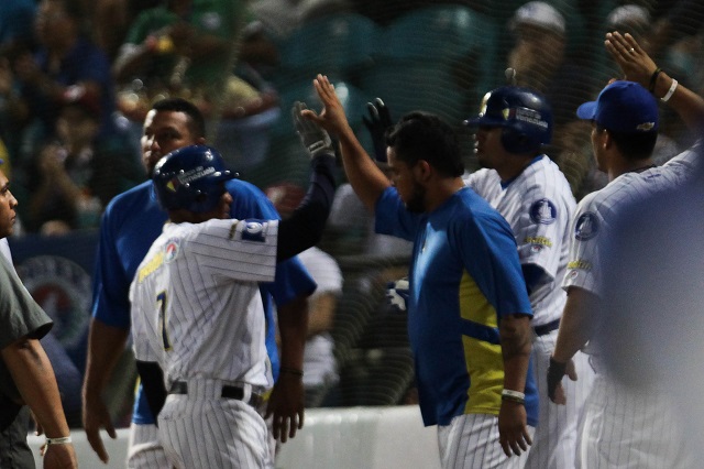 Magallanes alcanzó tercera victoria al hilo