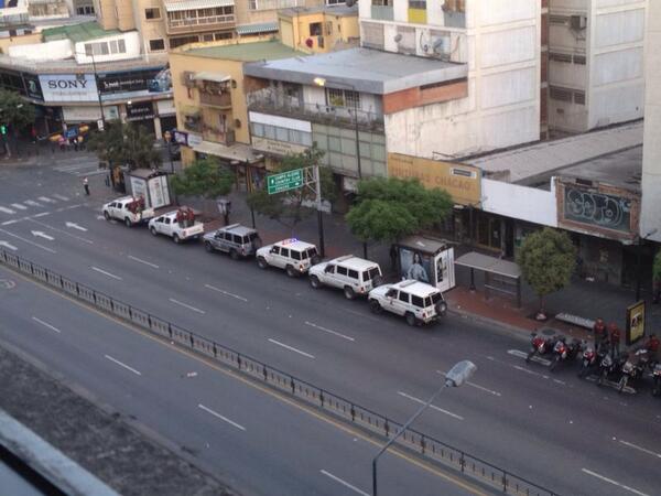 Más militares en Chacao (Fotos y Video)