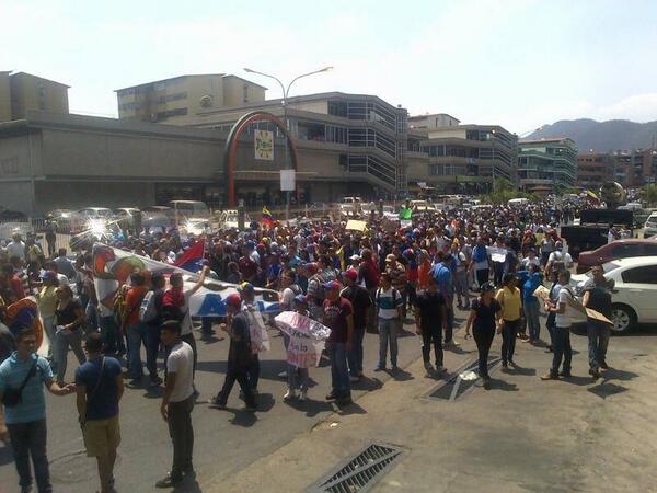 Profesores y estudiantes toman las calles de Anzoátegui 19M (Fotos)