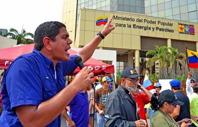 Lester Toledo: No dejaremos la calle hasta salir de los enchufados (Video)