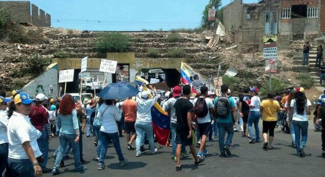 Inicia caminata por los sectores populares de Anzoátegui (Fotos)