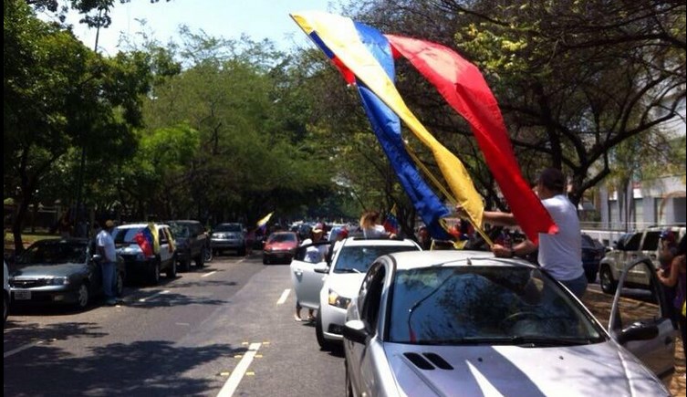 Inicia Caravana por la Libertad en Valencia (Fotos)