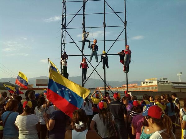 Carabobo se activó con la Quema de Judas (Fotos)