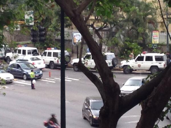 El Cafetal amaneció tomada por la policía #30A (Fotos)