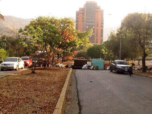 Barricadas  y pancartazo en Valencia este 10#A (Fotos)