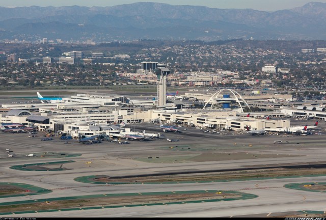 los-angeles-airport-6