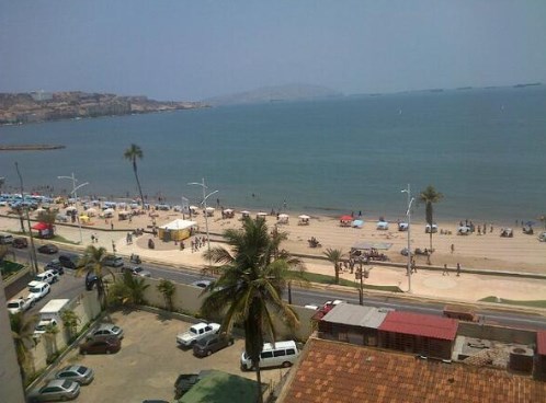 Poca afluencia de temporadistas en playa Lido de Lechería (Foto)