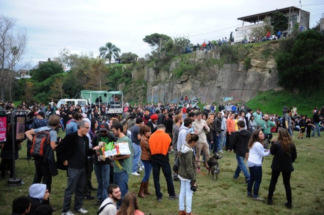 URUGUAY-MARIHUANA-DEMO