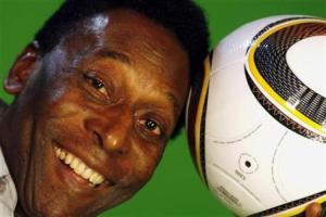 Pelé celebra su 70 cumpleaños entre homenajes y recuerdos