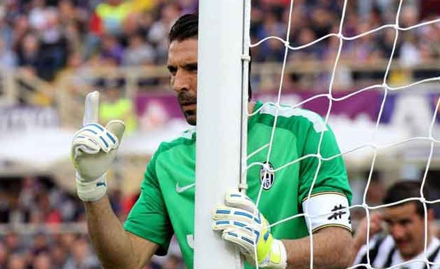 Buffon sigue en duda para el partido ante Costa Rica