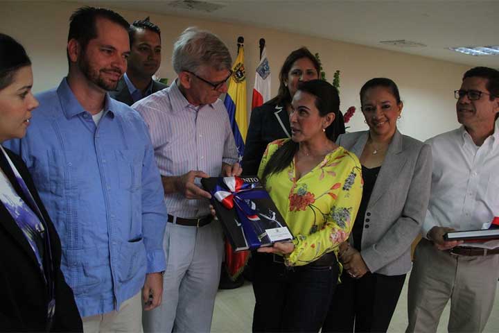 Alcaldía de Maracaibo y Holanda podrían lograr convenio para la recolección de basura