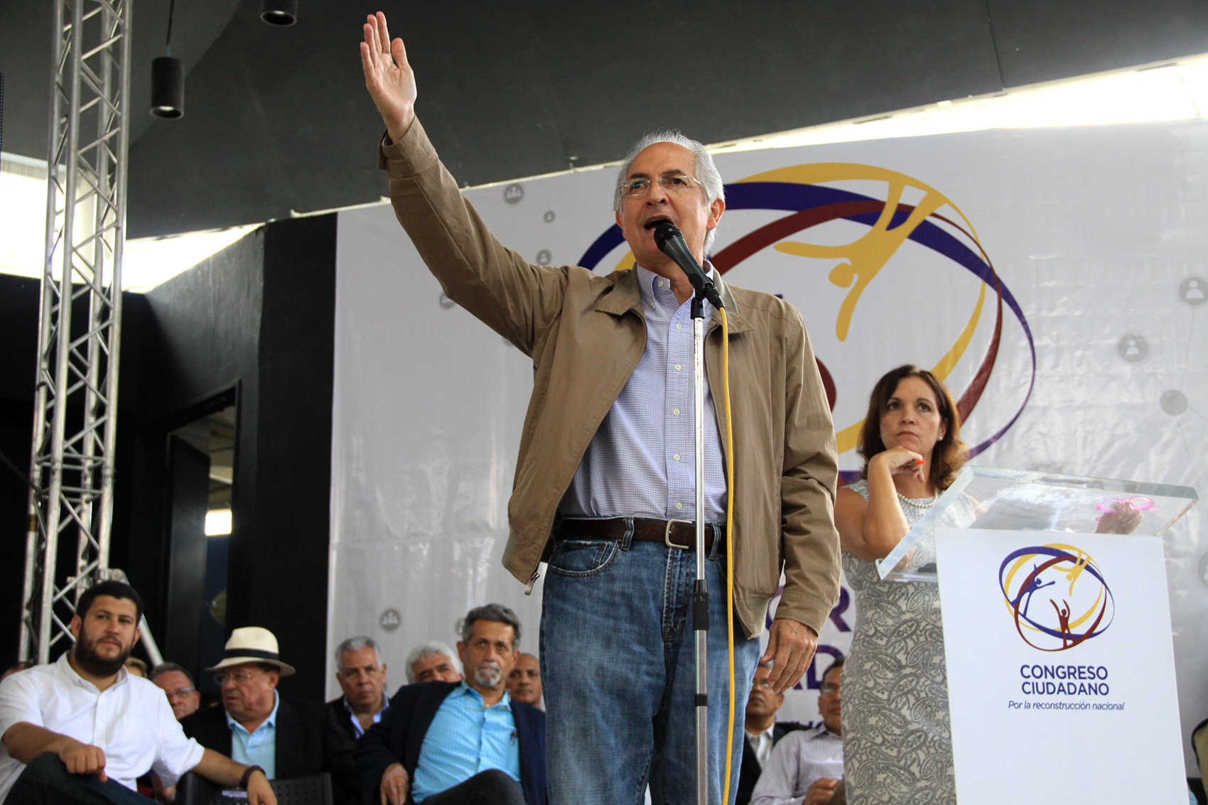 Ledezma: Nos declaramos en pie de lucha por los presos políticos