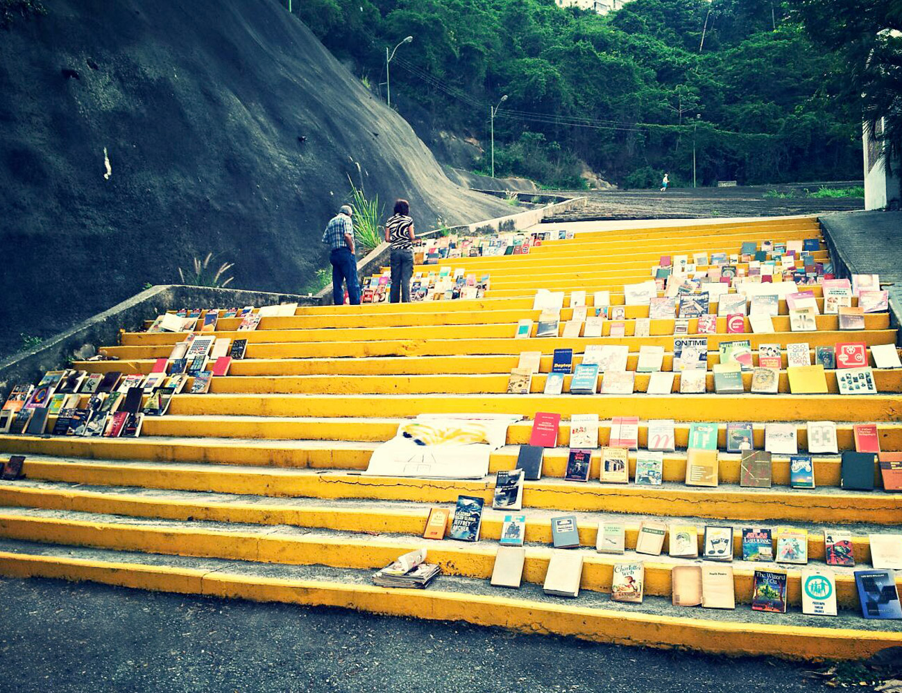 Cambalache de libros colmará la Concha Acústica de Bello Monte