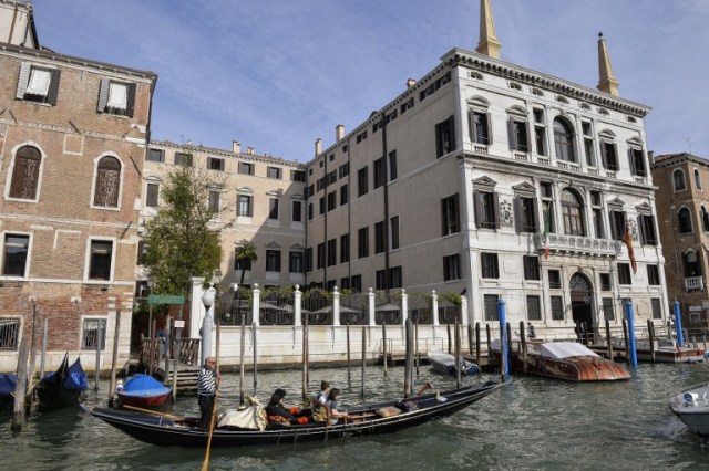 DOUNIAMAG-ITALY-WEDDING-CLOONEY-VENICE