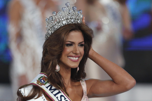 Miss Guarico, Mariana Jimenez, smiles after winning the Miss Venezuela 2014 pageant in Caracas