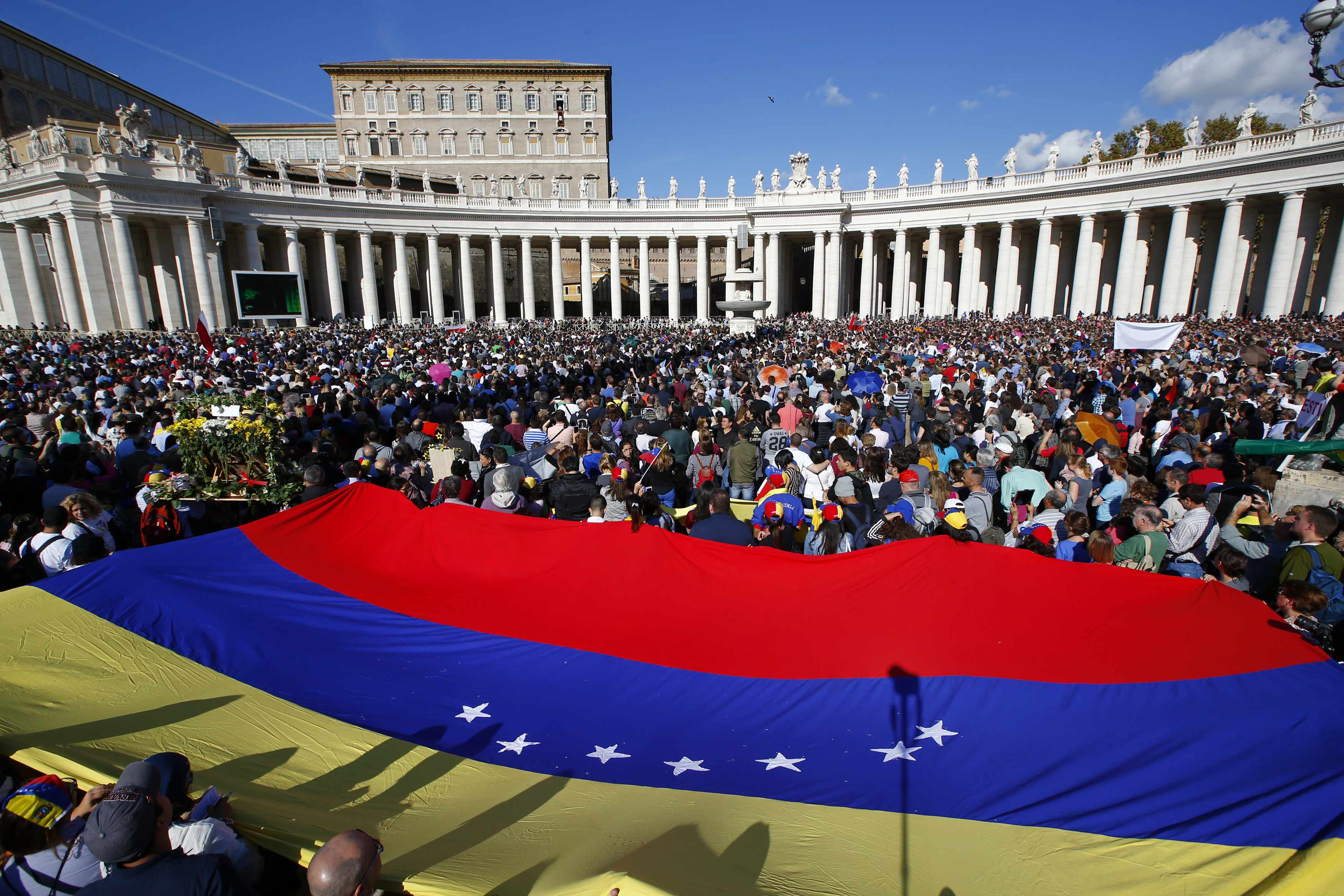 Con gaitas celebraron Bajada de la Chinita en el Vaticano (Fotos)