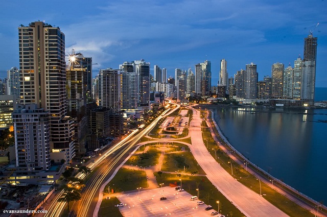 Ciudad de Panamá aumenta su importancia como centro financiero y comercial en América Latina