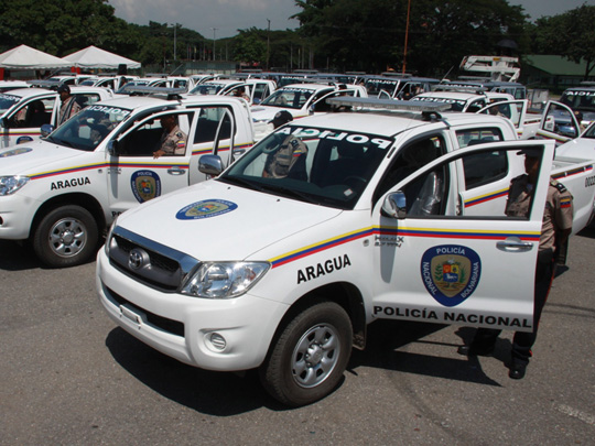 Lanzaron granada contra casa de un PoliAragua