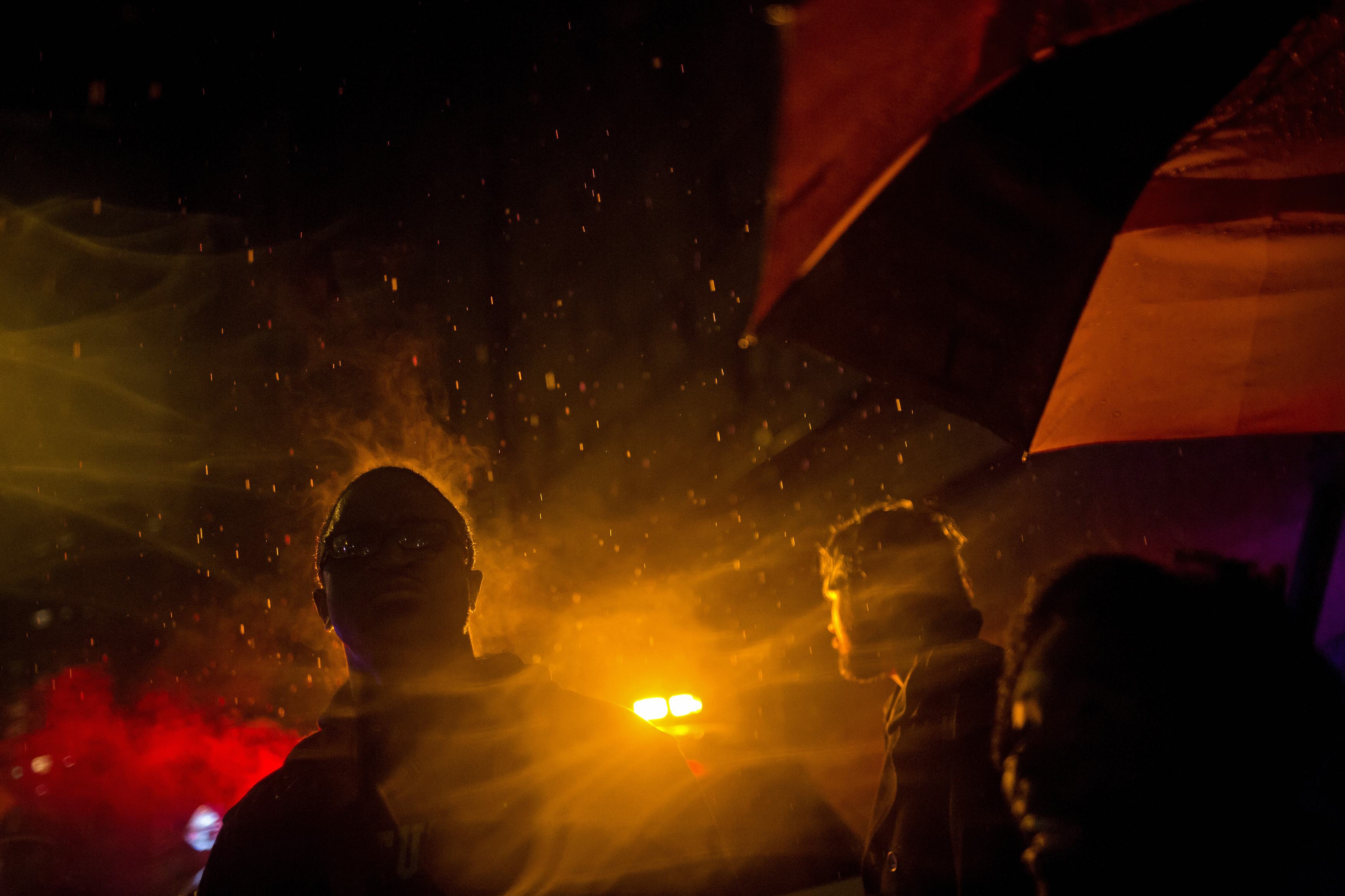 Tercera noche de protestas en EEUU contra racismo policial (Fotos)