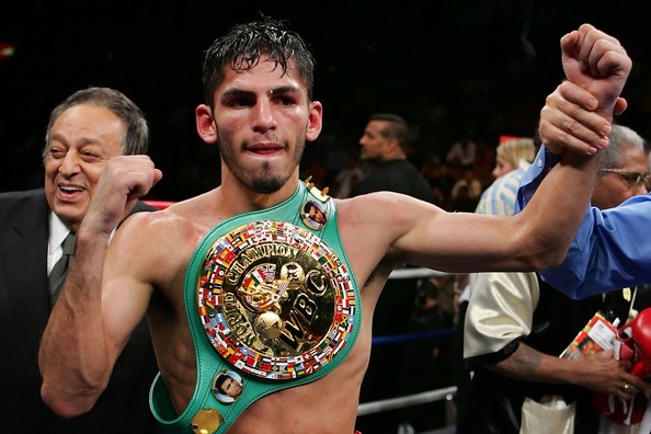 Jorge “El Niño de Oro” Linares consiguió su tercera corona mundial