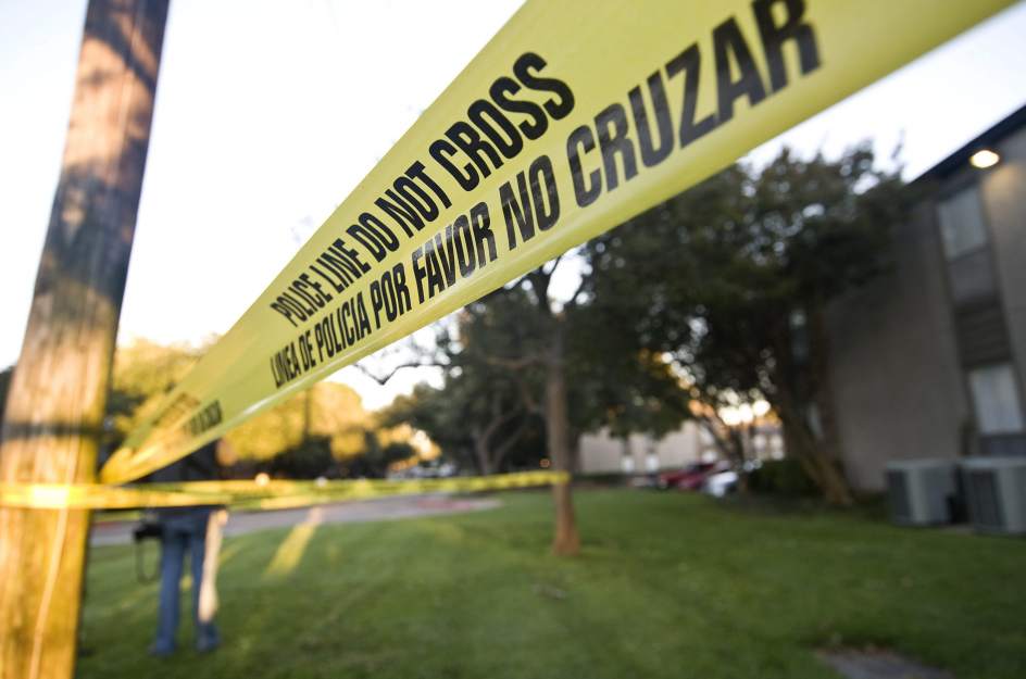 Tres muertos tras tiroteo en un centro comercial de Estados Unidos