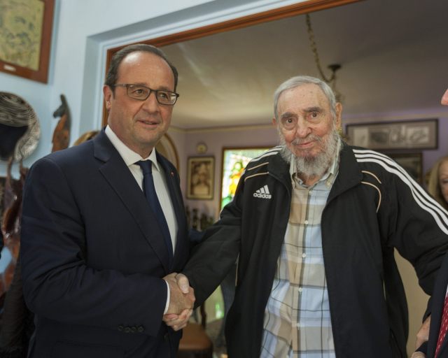 Foto:  El presidente de Francia, François Hollande, mantuvo en La Habana un encuentro con el líder cubano Fidel Castro, durante la histórica visita que el jefe de Estado galo ha cursado a la isla. EFE