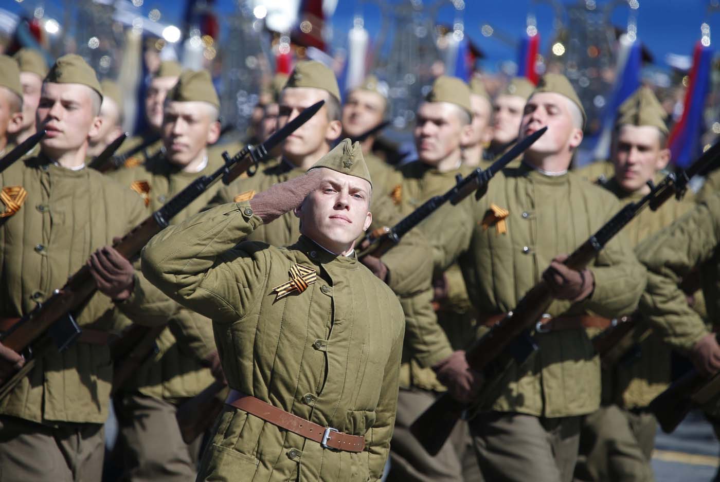 ENSAYO PARA EL DESFILE MILITAR DEL DÍA DE LA VICTORIA EN ...