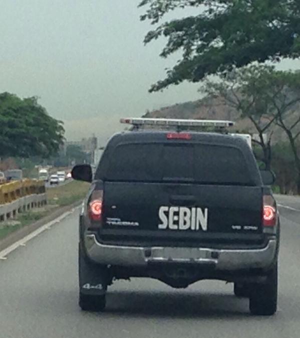 Sebin escolta a expresidentes Pastrana y Quiroga camino a la cárcel de Guárico (Foto)