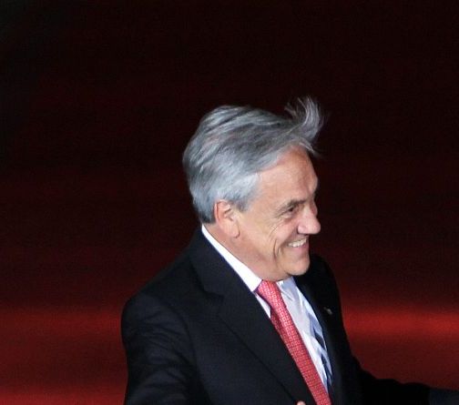 A un mes de los comicios en Chile, Piñera se encamina a su reelección