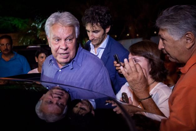 FELIPE GONZÁLEZ SE REÚNE CON ESPOSA DE ALCALDE DE CARACAS