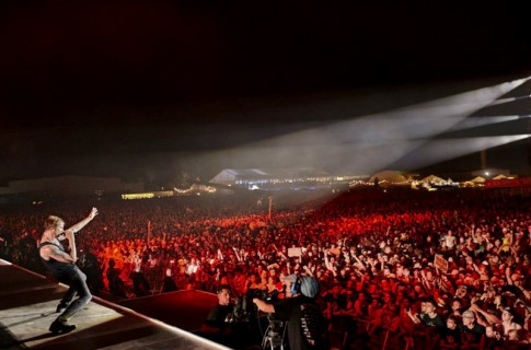 Relámpago cae en festival de rock en Alemania y deja más de 30 heridos