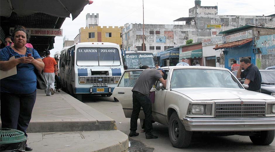 En Nueva Esparta, transportistas decretan “Hora 0”