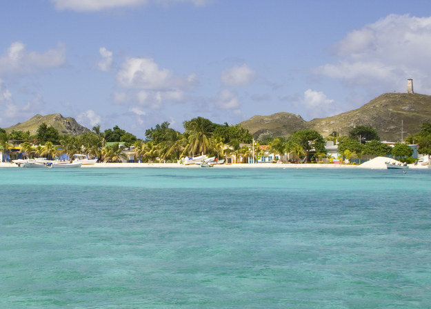 En la foto: Los Roques es un conjunto de islas y cayos pertenecientes a Venezuela ubicados al norte de la ciudad de Caracas. / Buzzfeed