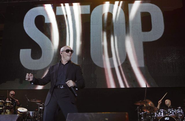 Pitbull advierte a Donald Trump: Ten cuidado con “El Chapo”, papo